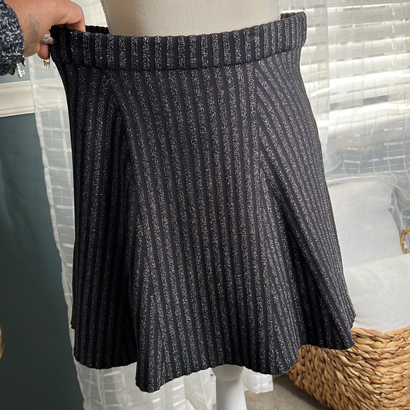 Tiered Lace Fit And Flare Dress - Picture 6 of 9